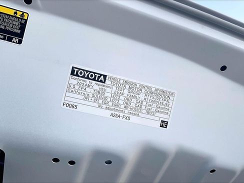 Used 2024 Toyota RAV4 LE AWD/4WD image 27