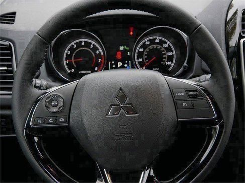 New 2025 Mitsubishi Outlander Sport SE image 8