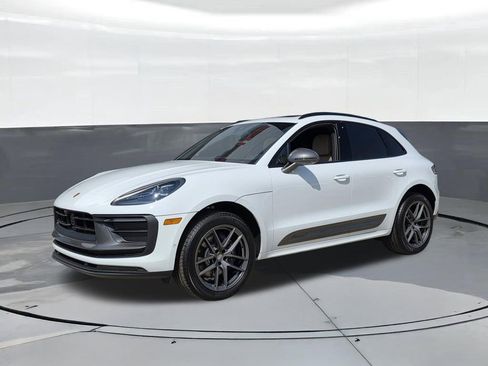 Used 2025 Porsche Macan Turbo AWD/4WD image 1