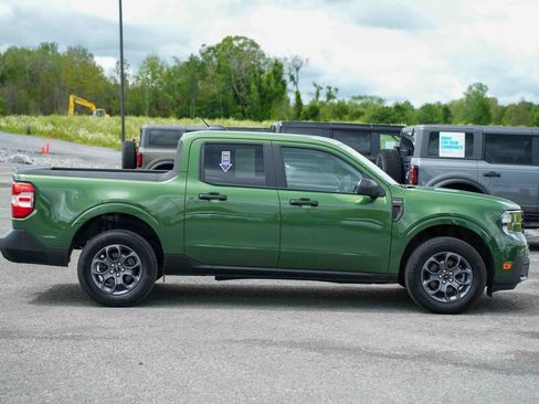 Certified 2025 Ford Maverick XLT w/ Equipment Group 302A AWD/4WD image 4