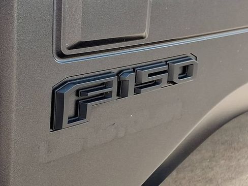 Used 2018 Ford F150 Raptor w/ Equipment Group 802A Luxury AWD/4WD image 30