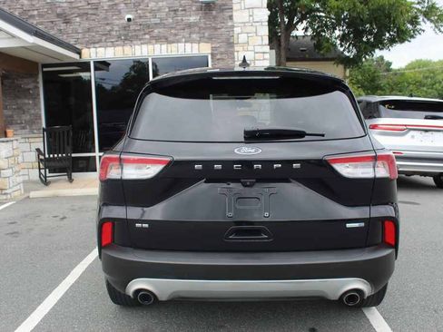 Used 2020 Ford Escape SE AWD/4WD image 6