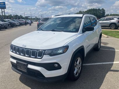 Used 2024 Jeep Compass Latitude