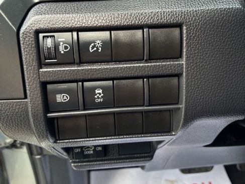 Used 2024 Toyota Tacoma SR image 11