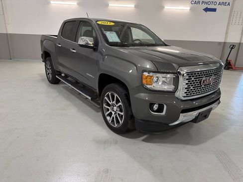 Used 2017 GMC Canyon Denali AWD/4WD image 4