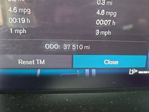 Used 2023 Volvo XC40 B5 Ultimate w/ Climate Package AWD/4WD image 13