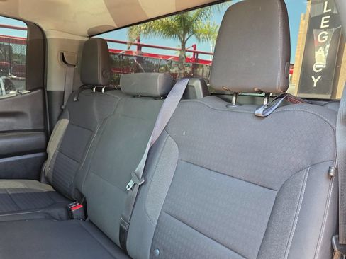 Used 2020 Chevrolet Silverado 1500 LT RWD image 26