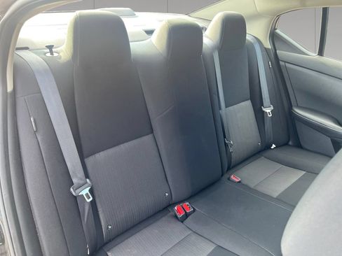 Used 2023 Nissan Sentra SV FWD image 18