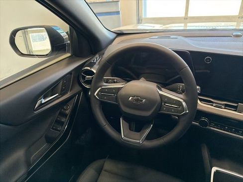 New 2026 Chevrolet Equinox LT image 33