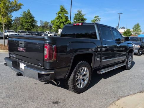 Used 2018 GMC Sierra 1500 SLT w/ SLT Premium Package image 4