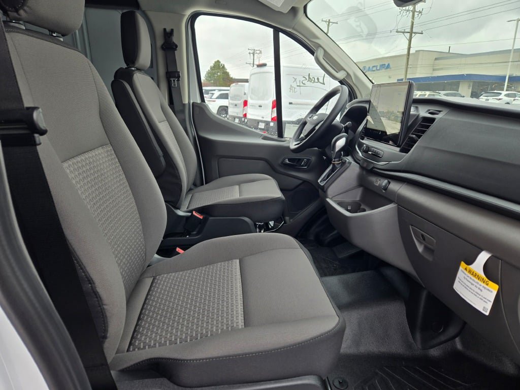 New 2026 Ford Transit 250 Low Roof RWD image 5