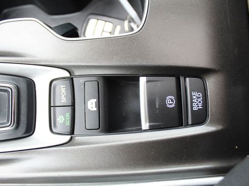 Used 2019 Honda Accord EX image 22