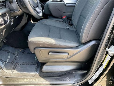 Used 2025 RAM 1500 Tradesman w/ Night Edition AWD/4WD image 32