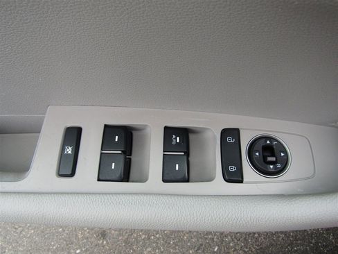 Used 2018 Hyundai Sonata SE FWD image 14