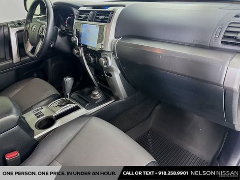 Used 2020 Toyota 4Runner SR5 Premium AWD/4WD image 29