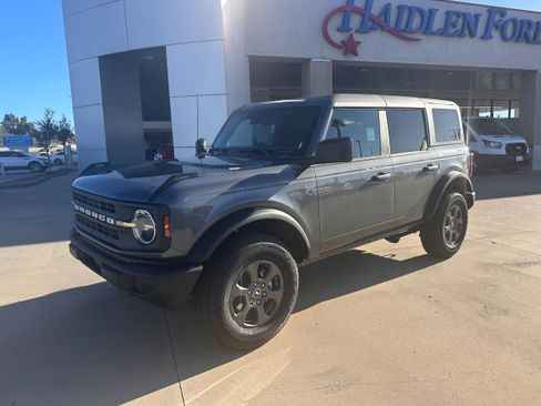 New 2025 Ford Bronco Big Bend AWD/4WD image 2