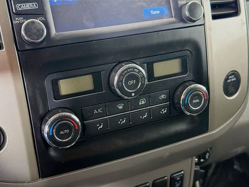 Used 2019 Nissan Frontier SL image 36