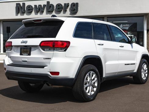 Used 2022 Jeep Grand Cherokee Laredo X image 9