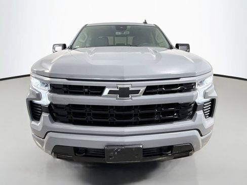 Used 2024 Chevrolet Silverado 1500 RST w/ Convenience Package II AWD/4WD image 2
