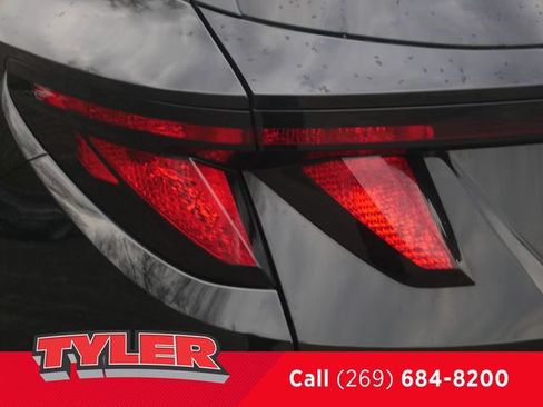 Used 2025 Hyundai Tucson SEL image 12