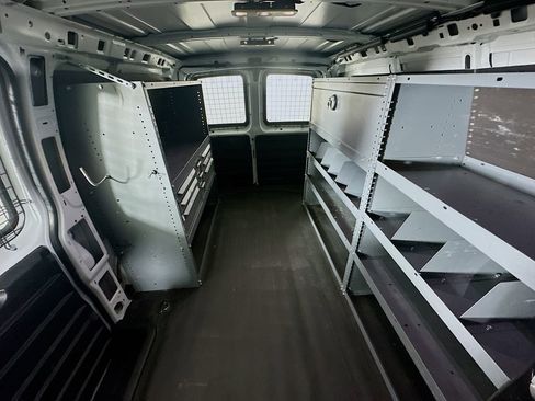 Used 2023 GMC Savana 2500 w/ Driver Convenience Package image 13