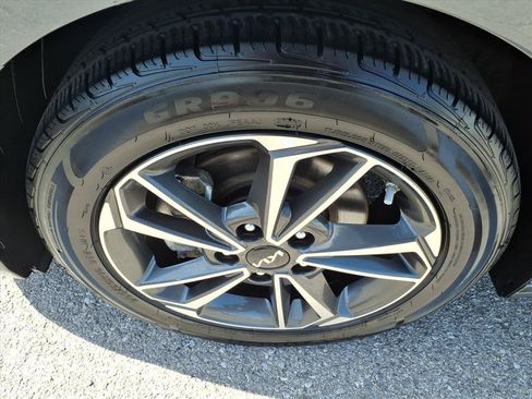 Used 2023 Kia Forte LXS FWD image 10