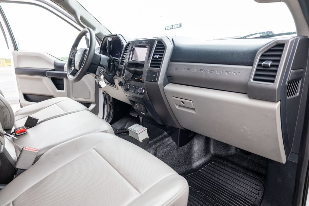 Used 2017 Ford F350 XL RWD image 14