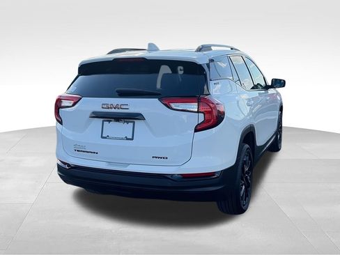 Used 2023 GMC Terrain SLT w/ Elevation Edition AWD/4WD image 8