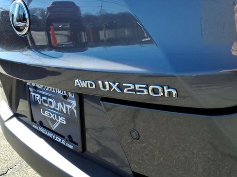 Certified 2024 Lexus UX 250h AWD w/ Premium Package image 7