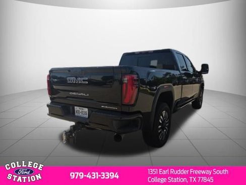 Used 2025 GMC Sierra 2500 Denali Ultimate AWD/4WD image 4
