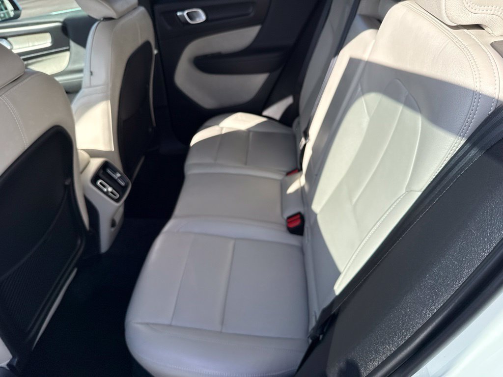 Used 2020 Volvo XC40 T5 Inscription AWD/4WD image 10