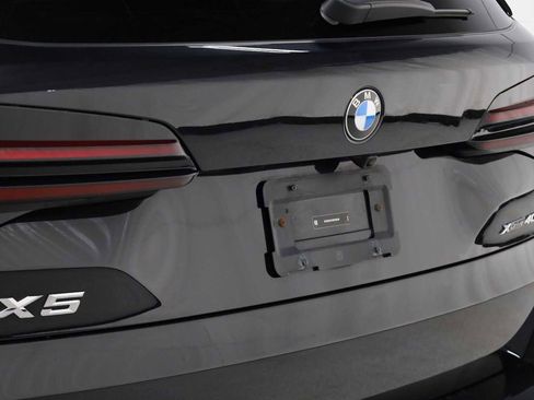 Used 2024 BMW X5 xDrive40i w/ M Sport Package image 8