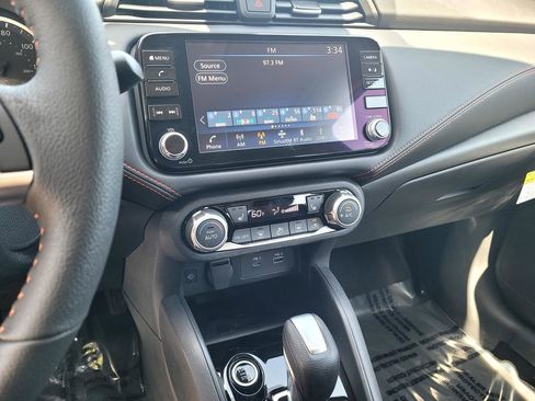New 2025 Nissan Versa SR w/ Trunk Package FWD image 13