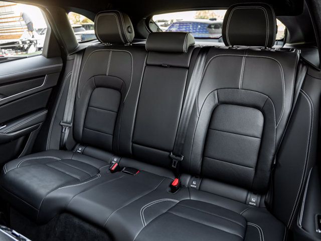 Certified 2025 Jaguar F-PACE R-Dynamic S AWD/4WD image 28