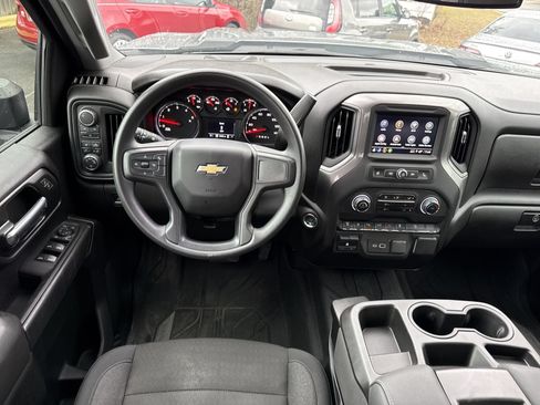 Used 2025 Chevrolet Silverado 2500 Custom w/ Custom Value Package AWD/4WD image 12