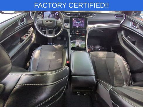 Certified 2023 Jeep Grand Cherokee Altitude AWD/4WD image 32