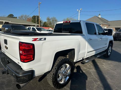 Used 2018 Chevrolet Silverado 2500 LTZ w/ Duramax Plus Package image 5