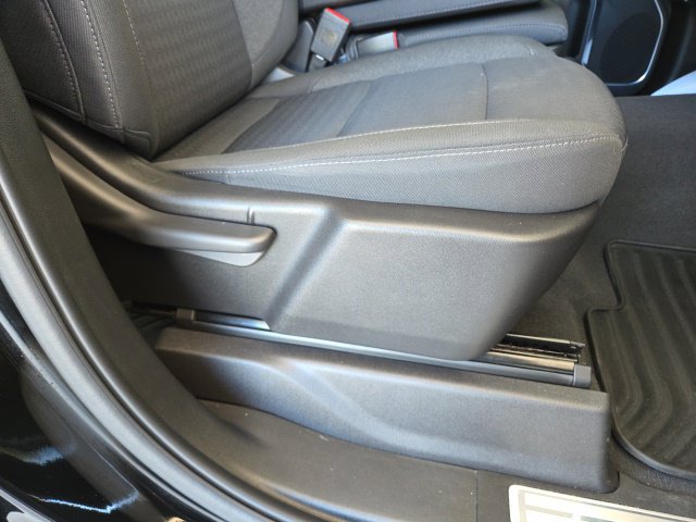 Used 2024 Chevrolet Silverado 1500 LT AWD/4WD image 51