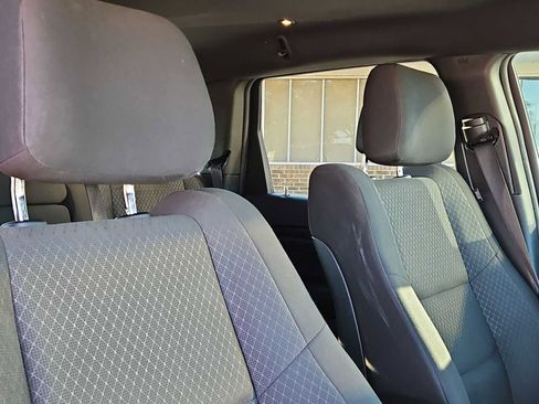Used 2018 Jeep Grand Cherokee Laredo RWD image 18