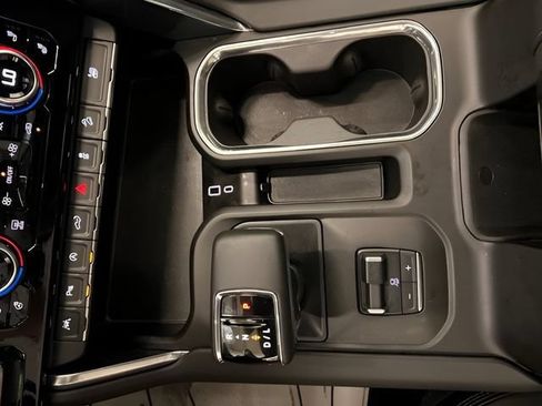 Certified 2024 GMC Sierra 1500 Denali AWD/4WD image 25