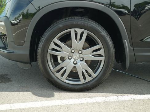 Used 2022 Honda Pilot Sport image 11