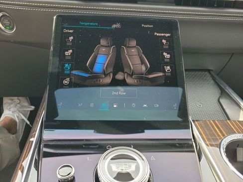 New 2025 Cadillac Escalade Premium Luxury image 51