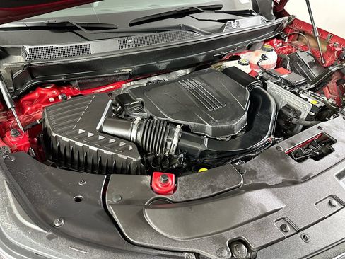Used 2024 Chevrolet Traverse LT FWD image 26