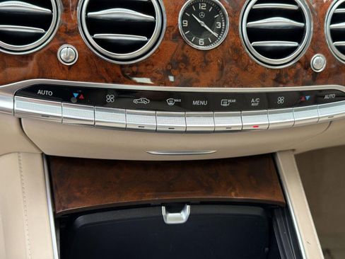 Used 2015 Mercedes-Benz S 550 4MATIC Sedan image 26