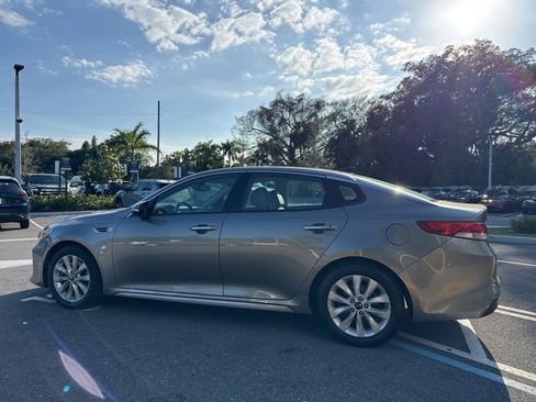 Used 2018 Kia Optima EX w/ Technology Package image 8