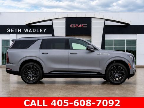 Used 2026 Cadillac Escalade IQL Sport 2 AWD/4WD image 8