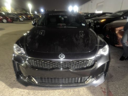 Used 2021 Kia Stinger GT-Line image 2