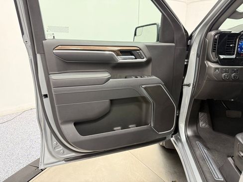 Used 2025 Chevrolet Silverado 1500 RST w/ Convenience Package II image 9