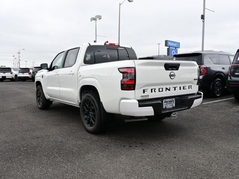 New 2026 Nissan Frontier SV w/ All-Weather Content Package image 6