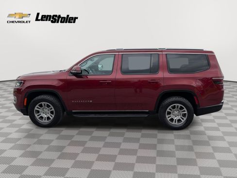 Used 2022 Jeep Wagoneer Series I AWD/4WD image 2